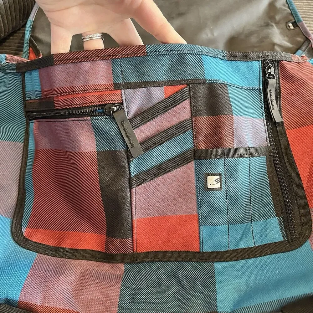 NEW OGIO Tactic 13 Messenger - Blockade Crossbody Laptop